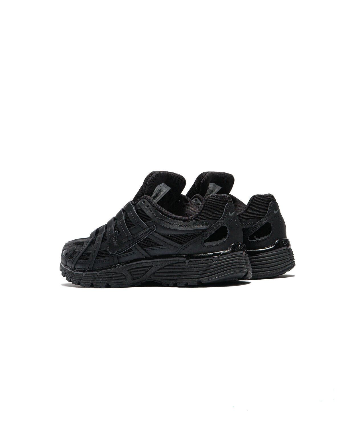 Nike P-6000 Black Dark Grey IF7100-010 achterkant