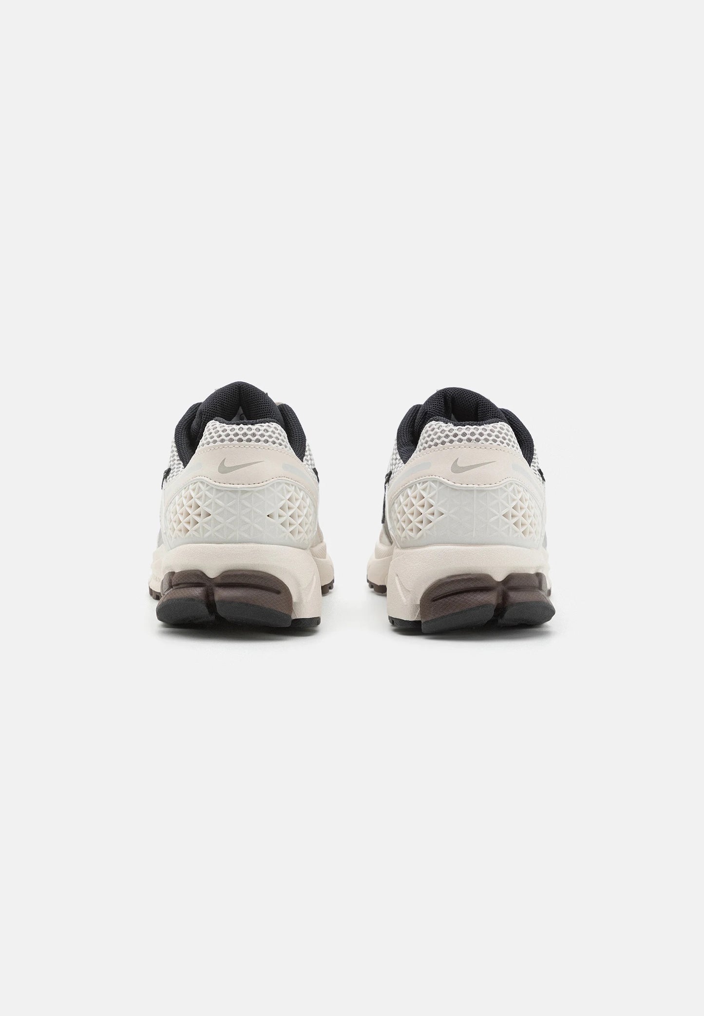 Nike Zoom Vomero 5 Phantom Light Iron Ore FJ2028-001 hiel Zoom Air