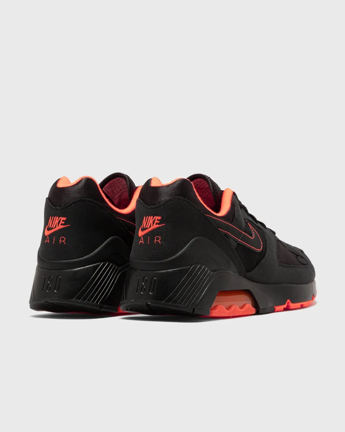 Nike Air 180 Hyper Crimson hieldetail
