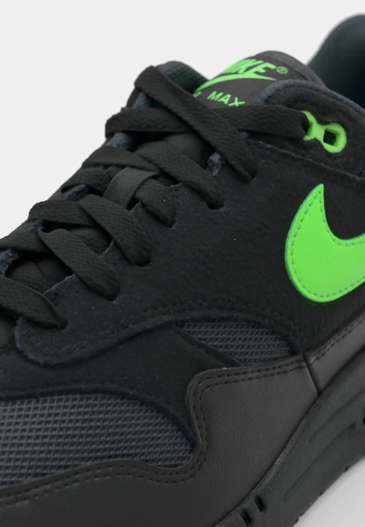 Nike Air Max 1 ESS 'Black Green Strike'