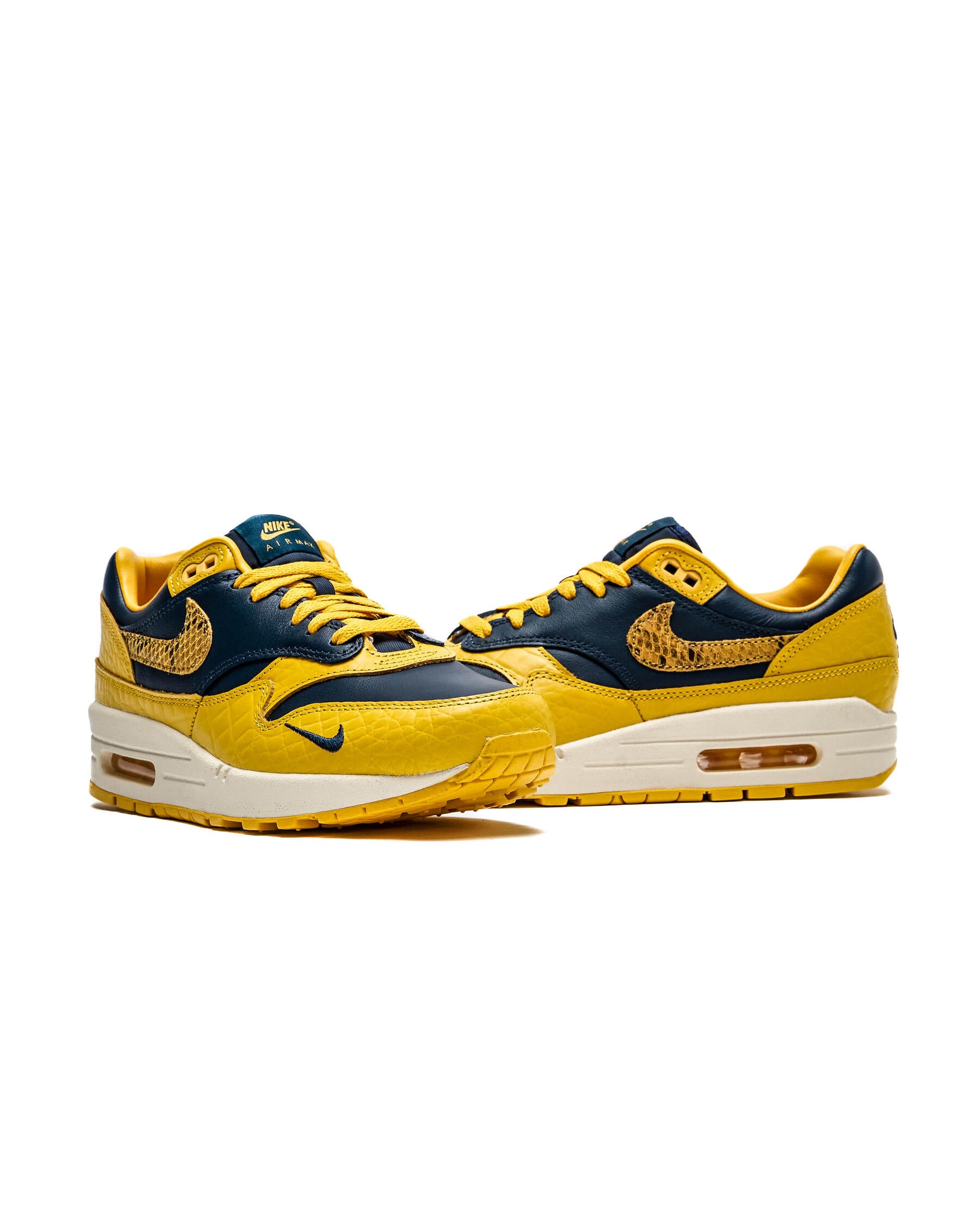 De Nike Air max 1 CO.JP Michigan Head to Head - 360
