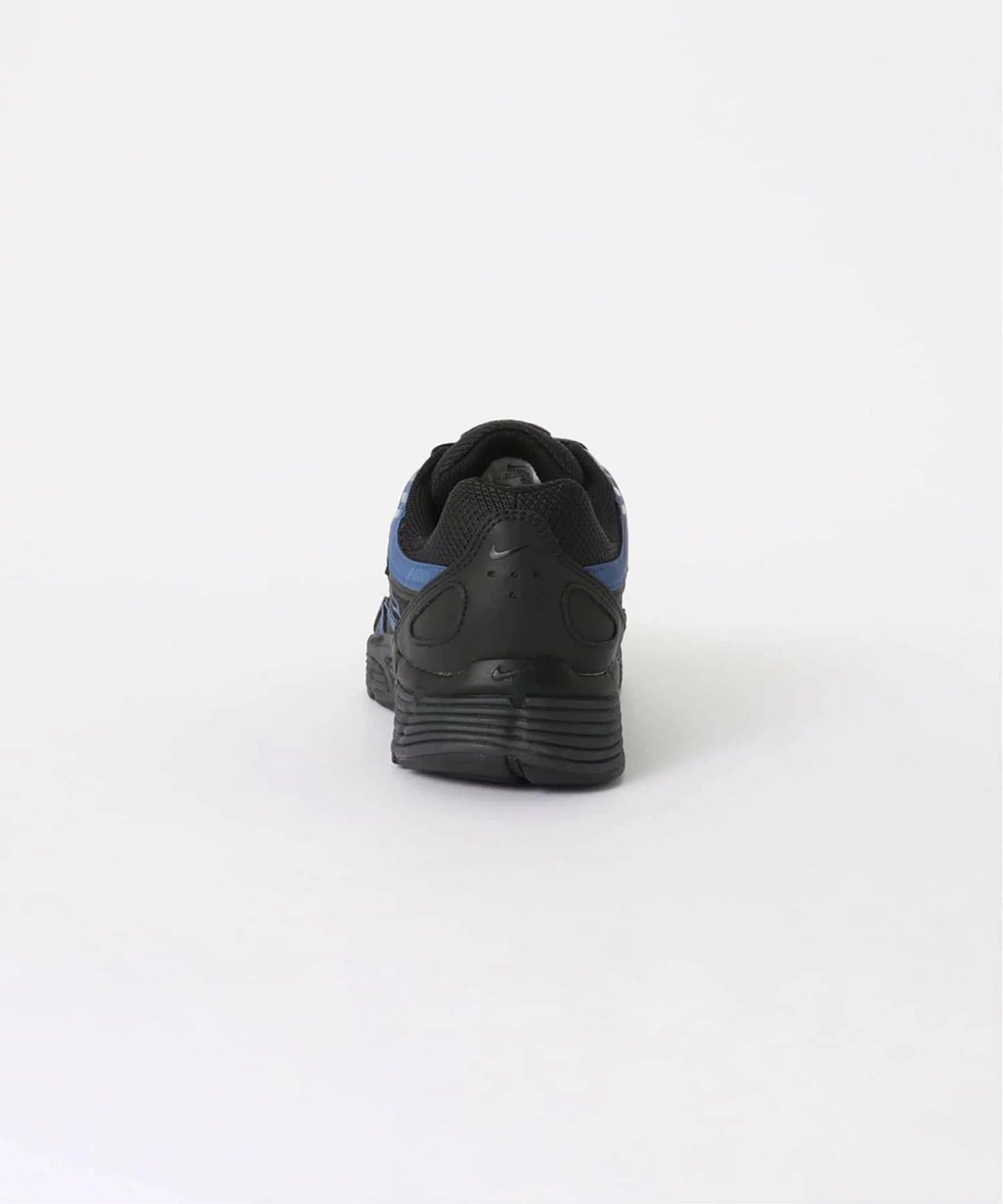 Nike P-6000 SE Court Blue Black achterzijde – HV6904-401