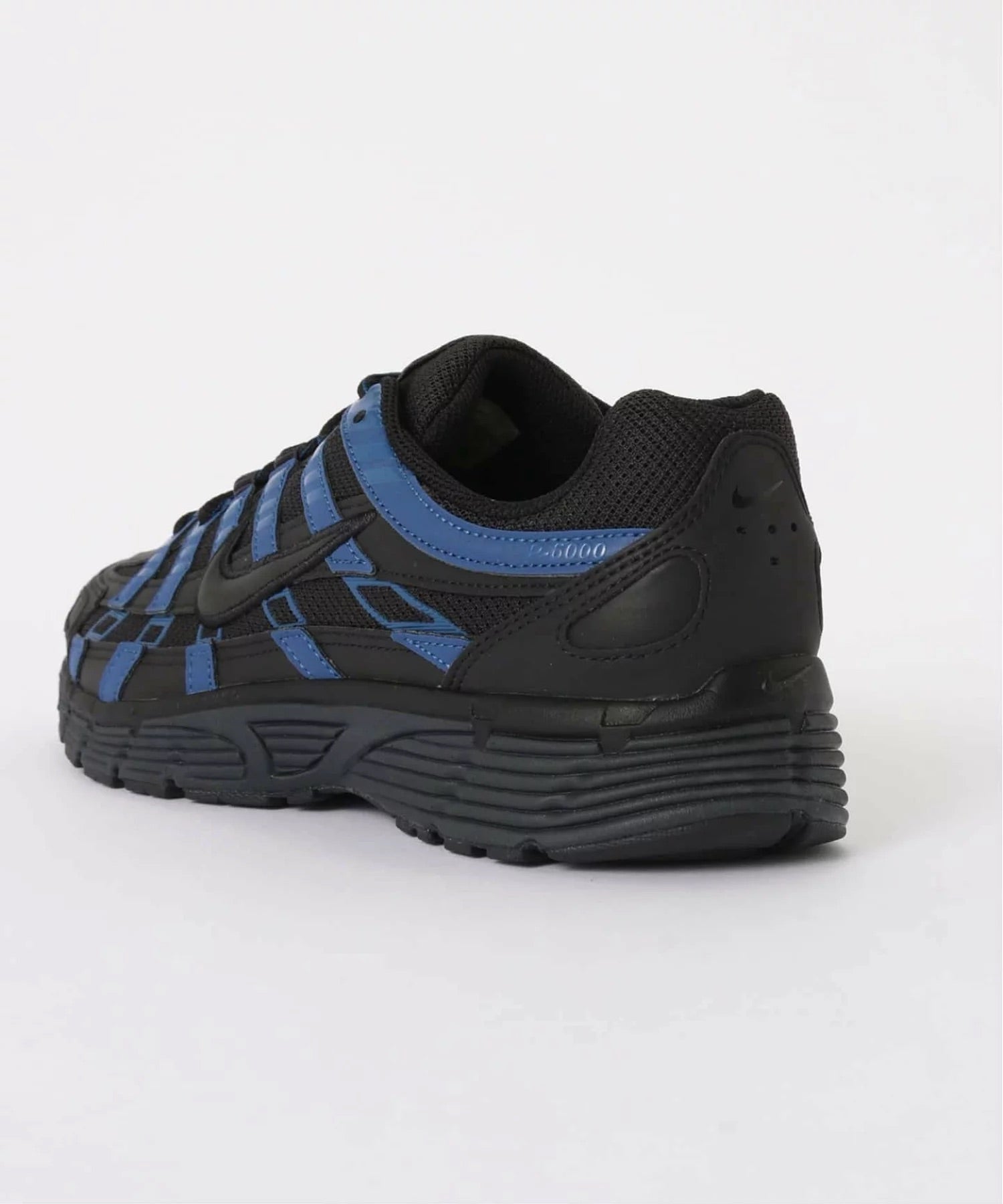 Nike P-6000 SE Court Blue Black achterzijde 2 – HV6904-401