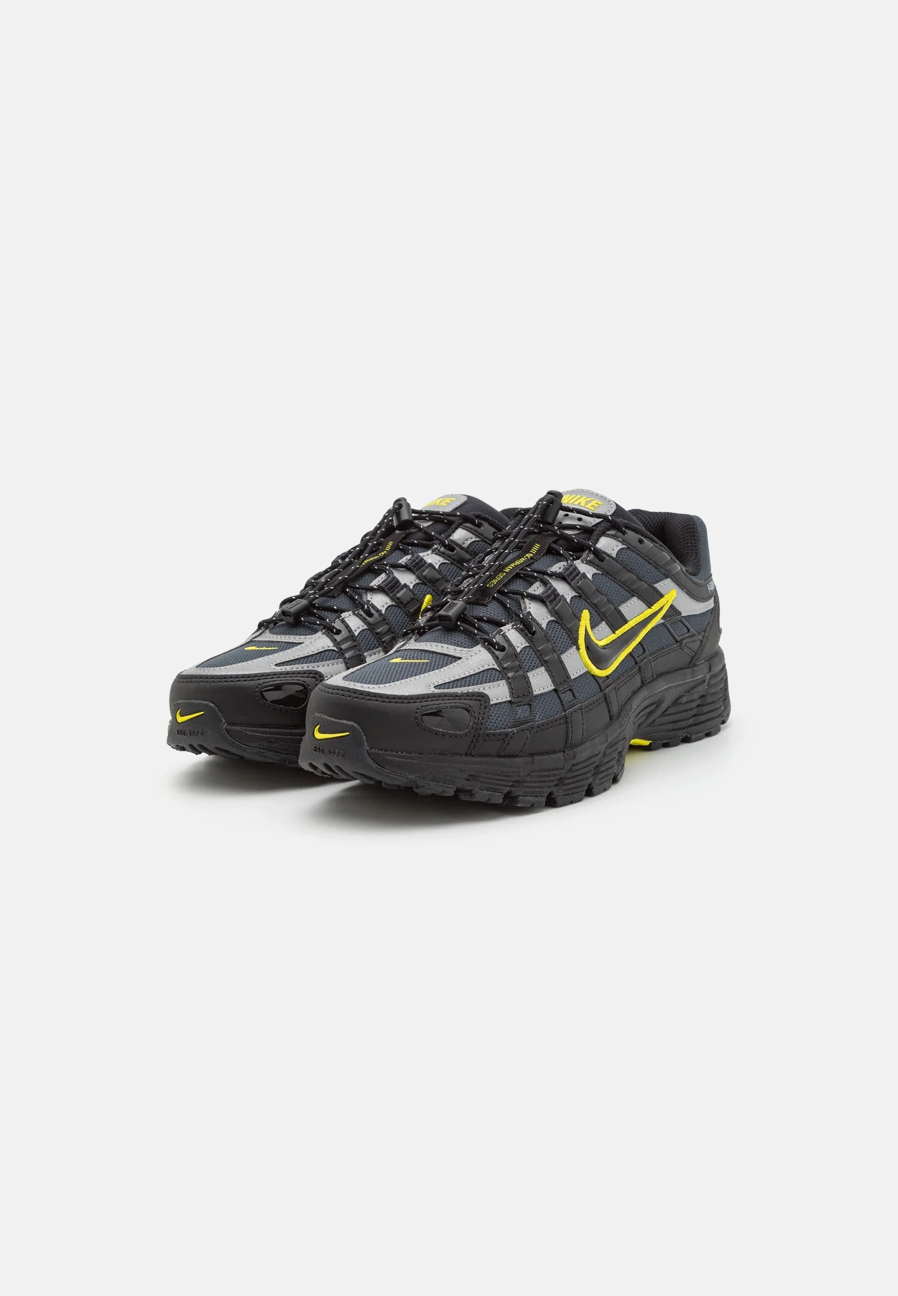 Nike P-6000 Anthracite High Voltage voorkant – FV0943-001