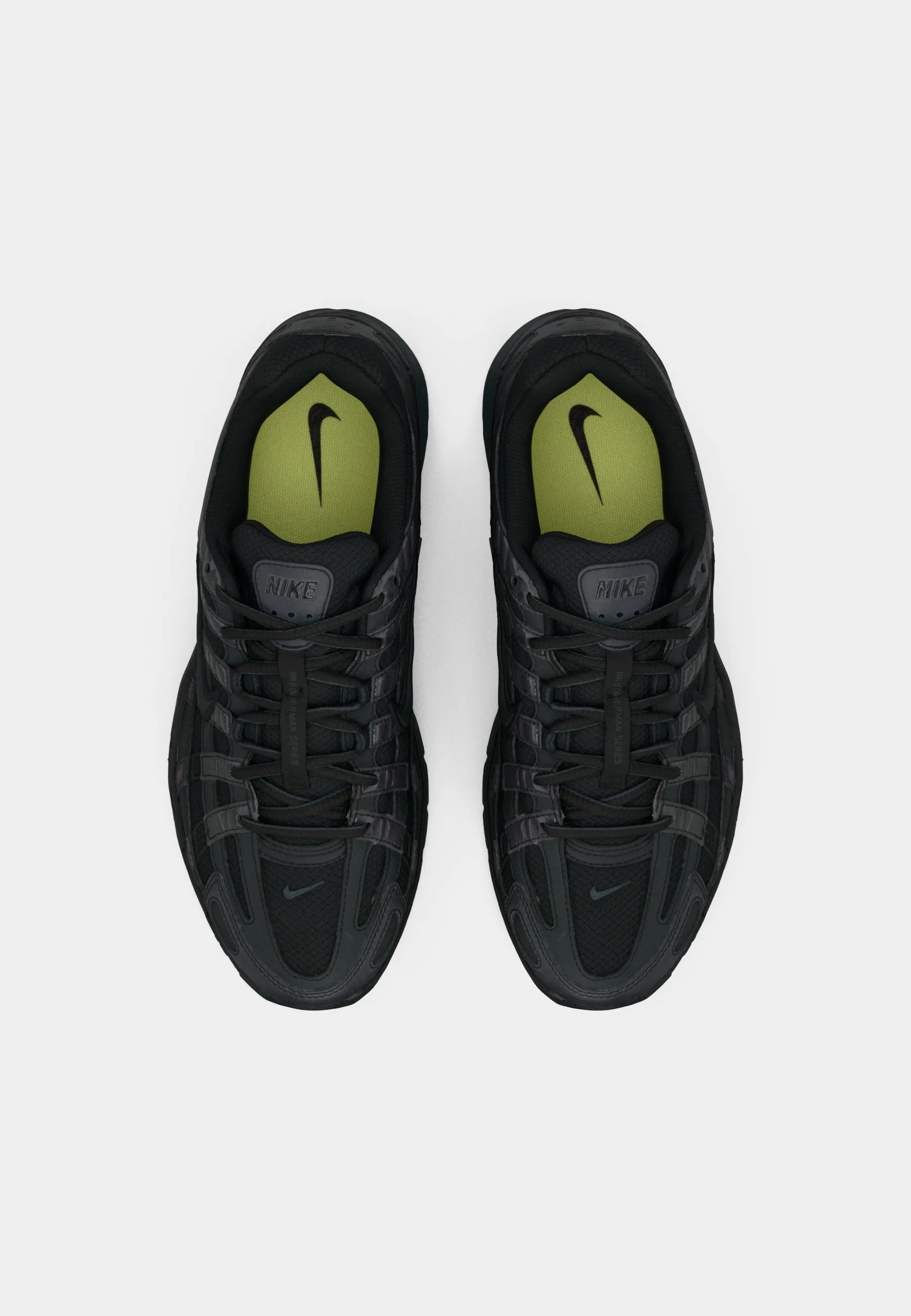 Nike P-6000 Black Reflective bovenaanzicht