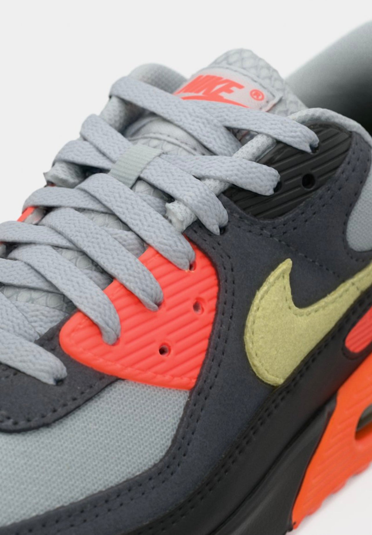 Nike Air Max 90 Light Smoke Grey Hyper Crimson Limelight DM0029-018 detail