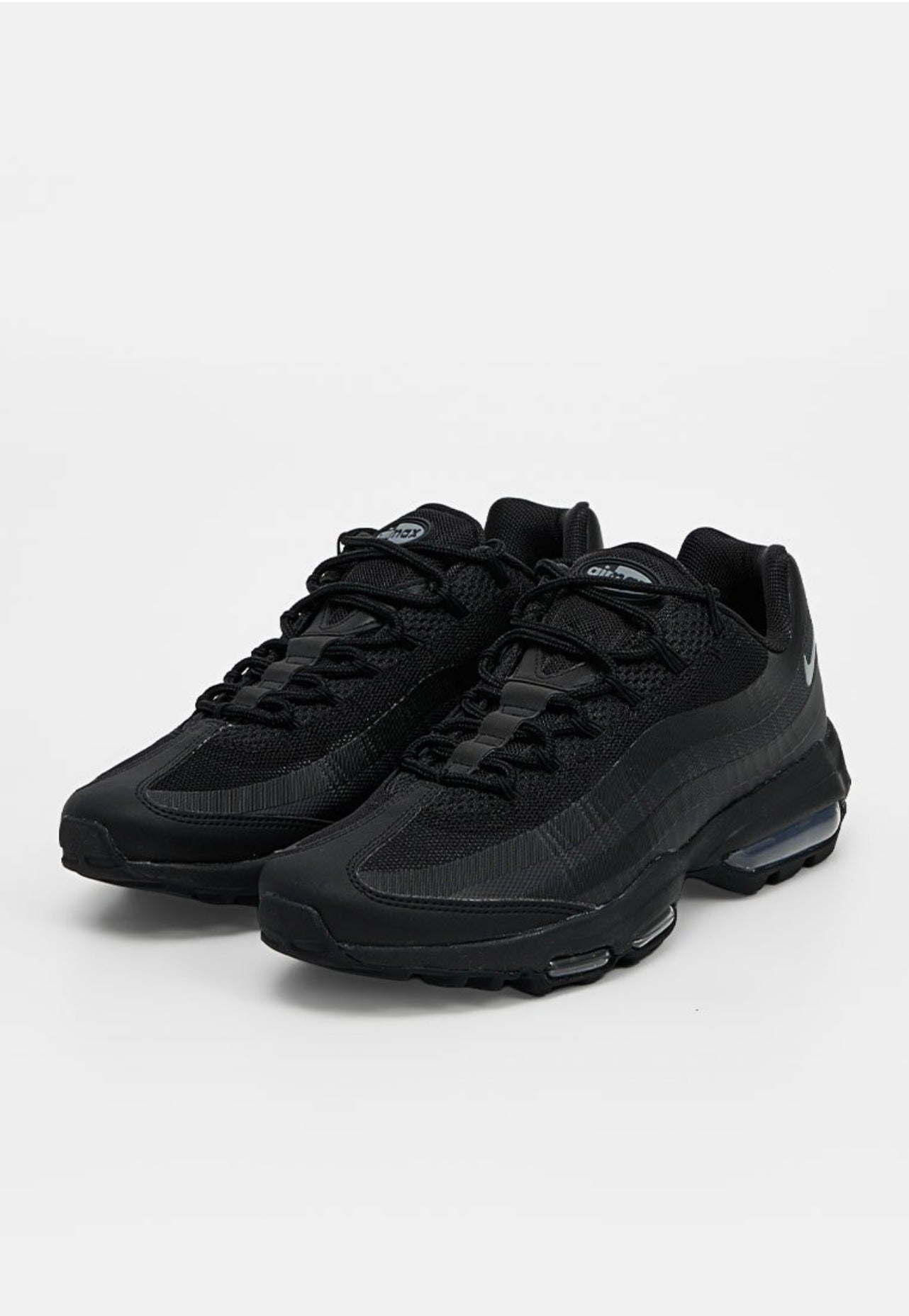 Nike Air Max 95 Ultra Triple Black IB7681-003 voorkant