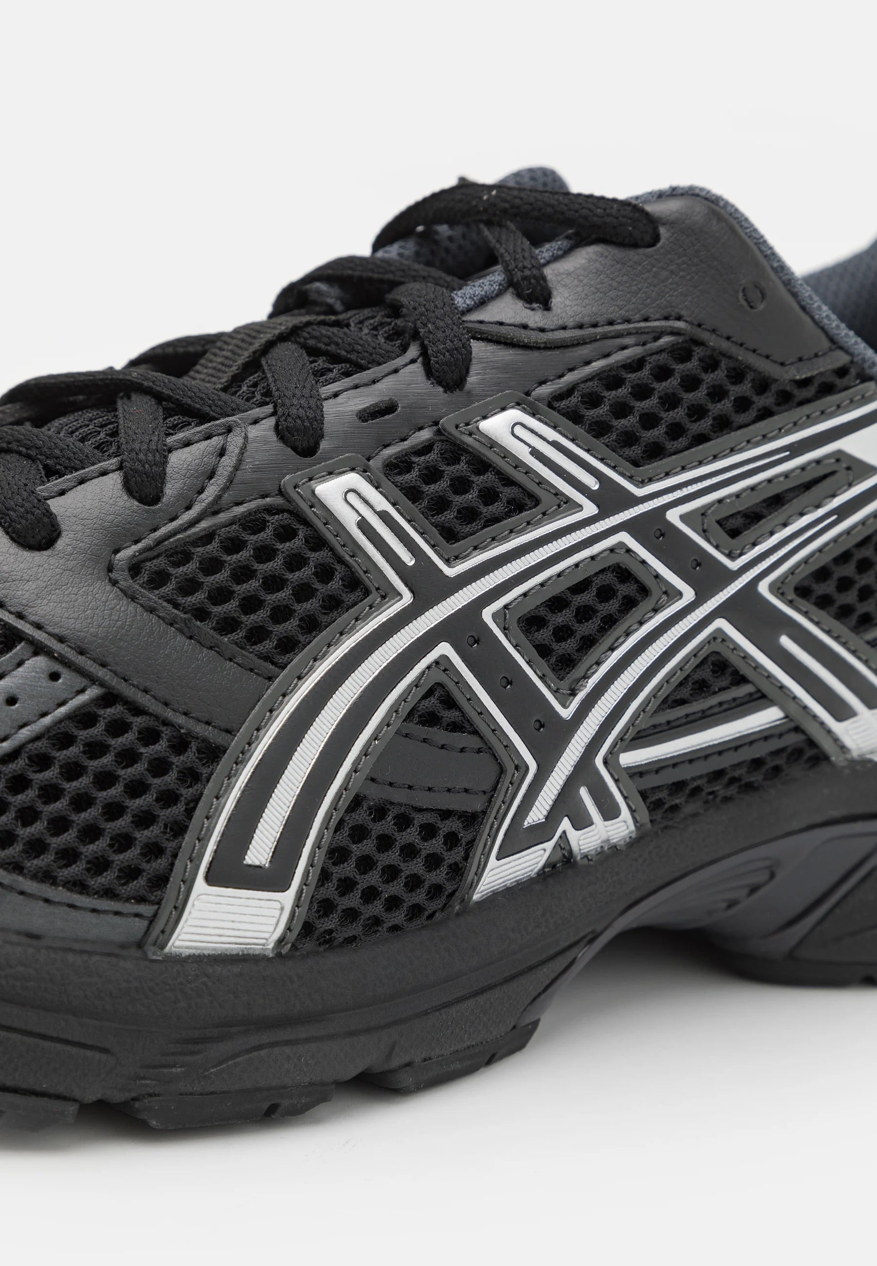 Asics GEL-1130 Black Pure Silver 1201A906-001 detail