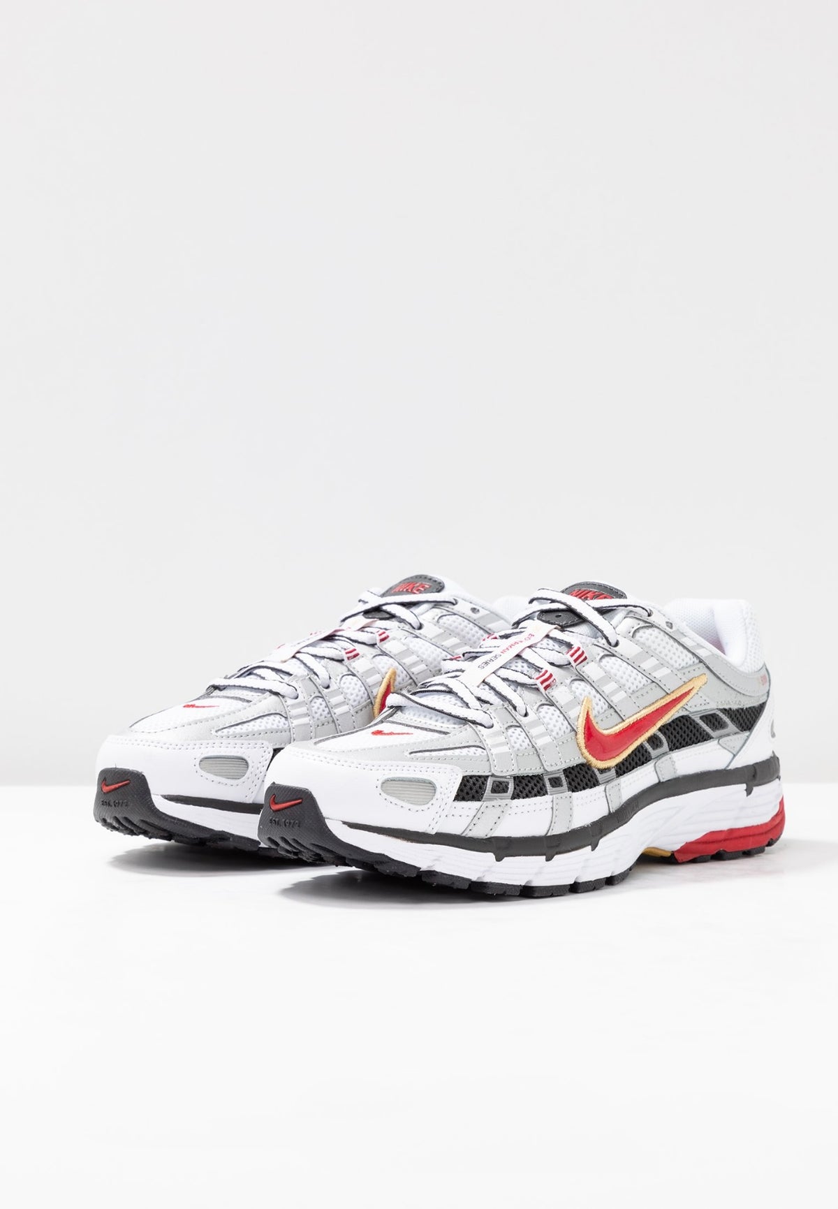 Nike P-6000 White Gold Red BV1021-101 voorkant